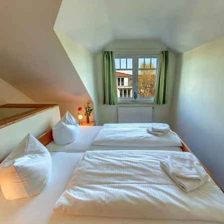 Zur Sonneninsel, App 13 *